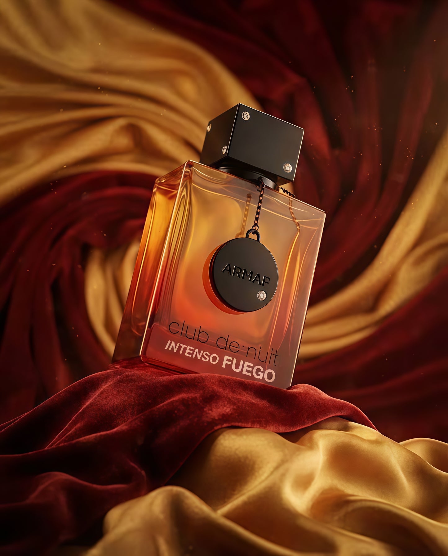 Club de nuit Intenso Fuego 105ml Eau de Parfum Unisex con Notas Cítricas Afrutadas y Especiadas para Ocasiones Especiales